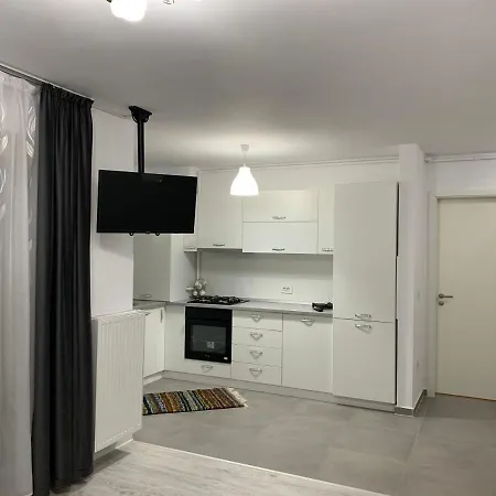 Апартаменти Coresi Residance Брашов